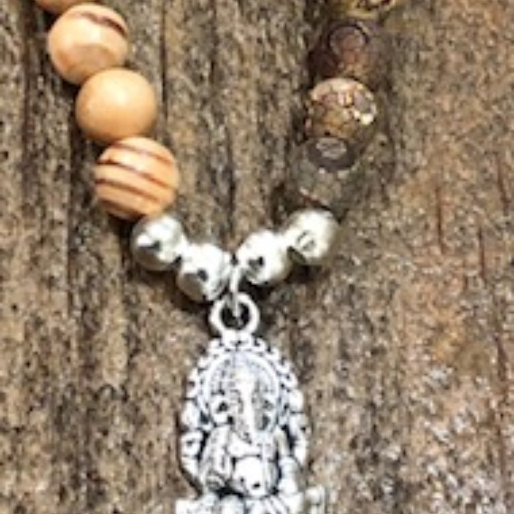 Two Tone Bead Bracelet W/ Ganesha Charm